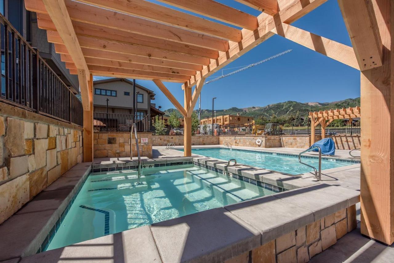 Blackstone Luxury 2Br, Walk To Skiing At Cabriolet, Mountain View, Shared Pool And Hot Tub, Gym Park City Dış mekan fotoğraf